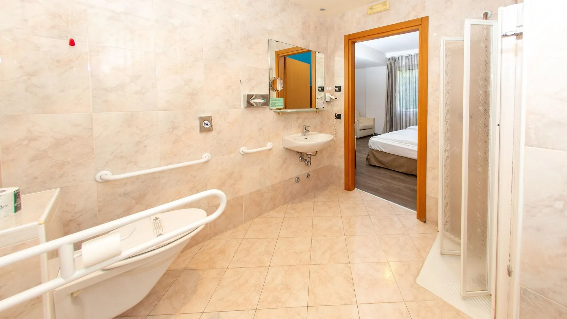 Hotel Bonotto Desenzano del Garda 3*,